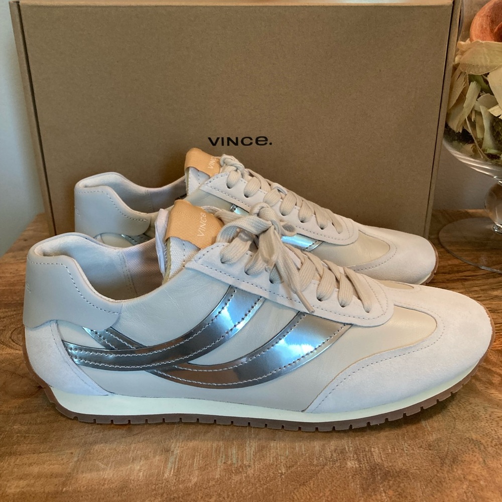 VINCE Leather Sneakers Off White Silver NWB